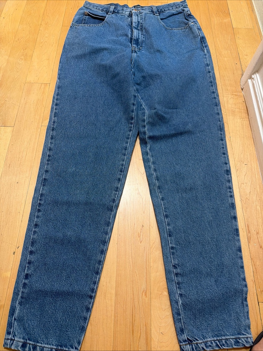 High-Rise Women's Boyfriend Jeans in Classic Blue